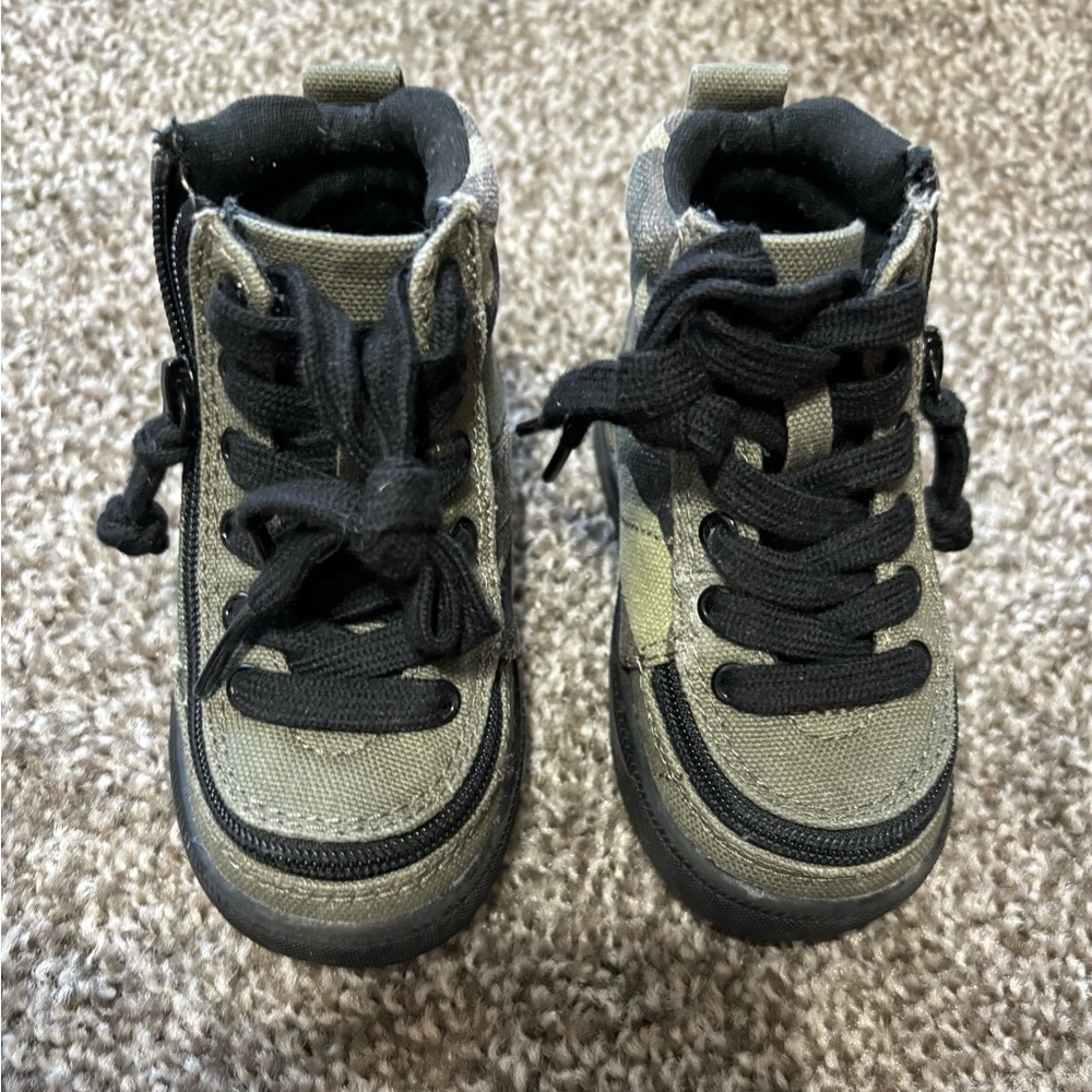 Billy’s Toddler size 5